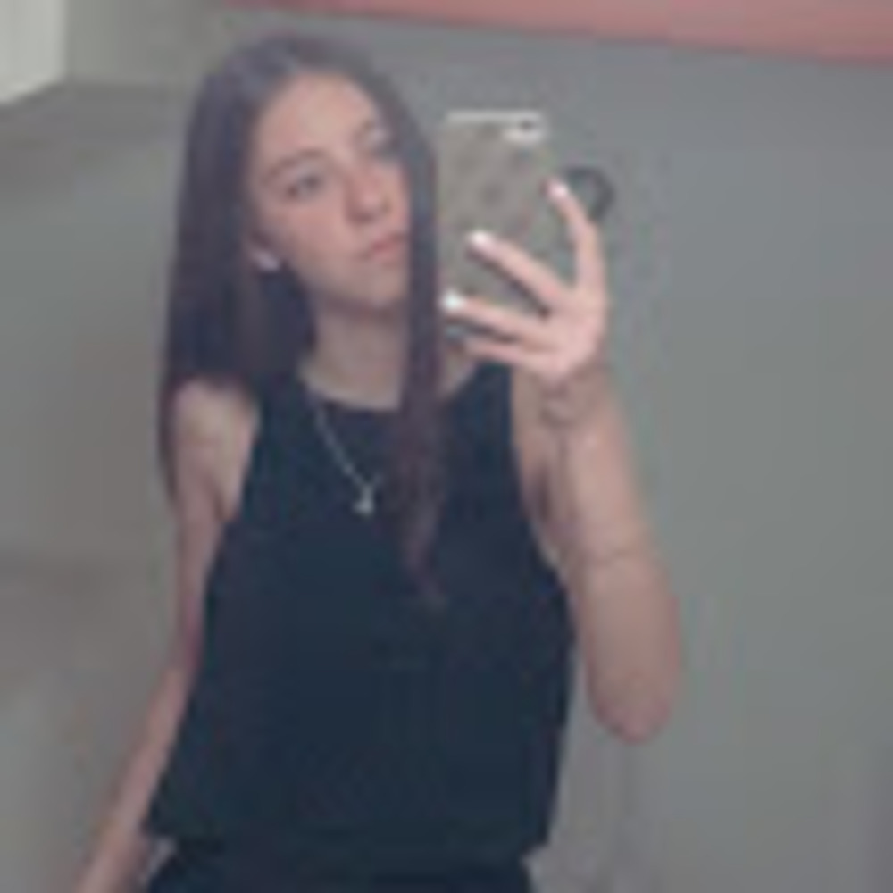 Meet your Posher, Fernanda
